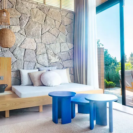 Hotel Birdcage 33 - Adult Only *