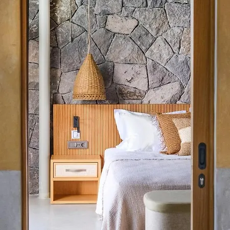 Birdcage 33 - Adult Only Yalikavak