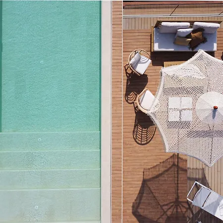 Birdcage 33 - Adult Only Yalikavak