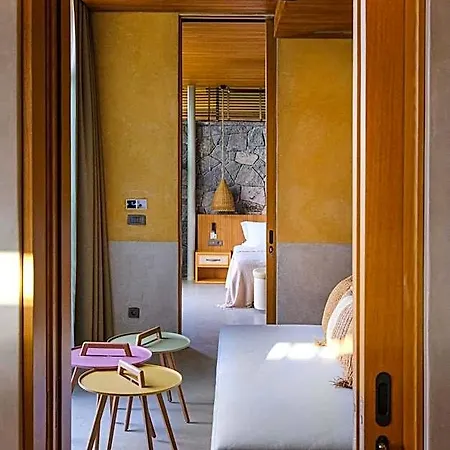 Hotel Birdcage 33 - Adult Only *