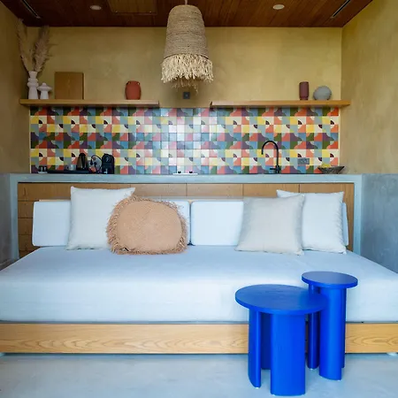 Birdcage 33 - Adult Only Hotel