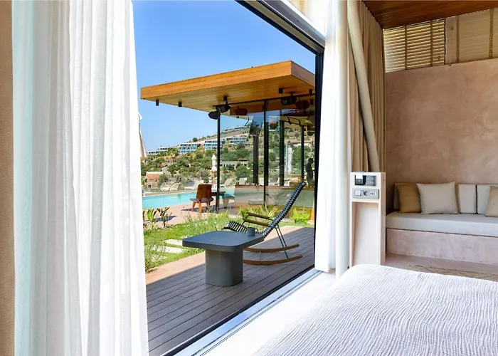 Birdcage 33 - Adult Only מלון יאליקאבאק